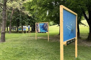 L'exposition "Visages du Rhône : le fleuve roi" est à visiter au domaine des Îles à Sion jusqu'au 30 septembre 2024.
